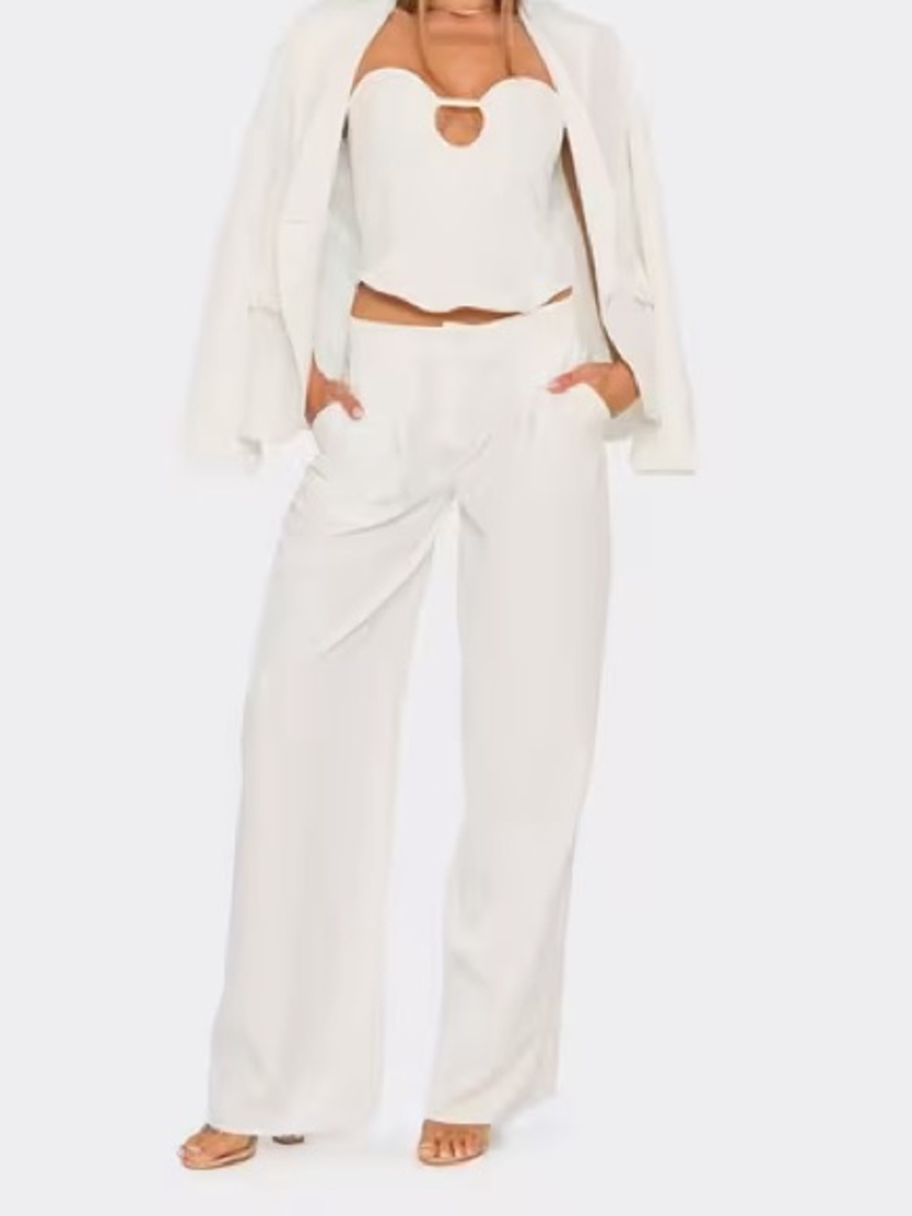 White Fox Boutique Togo London White Straight Leg Dress Pants Mid Rise - Size 6